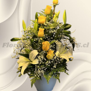 Arreglo para condolencias en 6 rosas importadas y 4 lilium