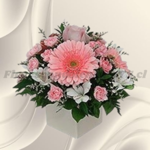 Cubo de vidrio en 10 varas de flores mix de temporada en colores claros